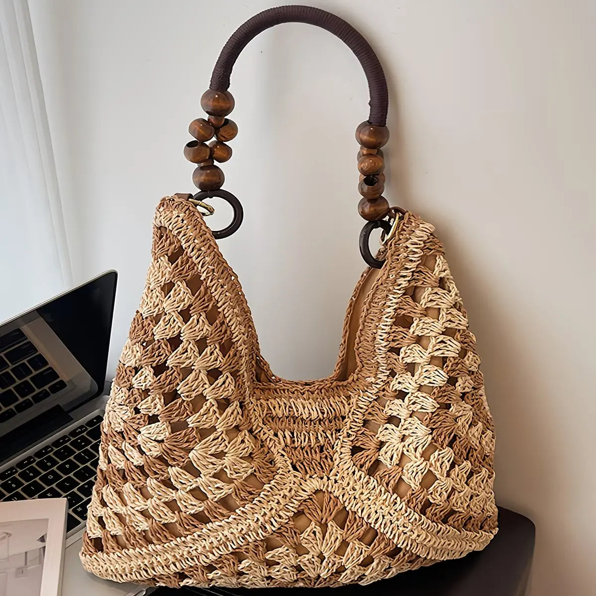 Chic Handmade Woven Shoulder Bag - Perfect for Summer Beach Days & Vacations!