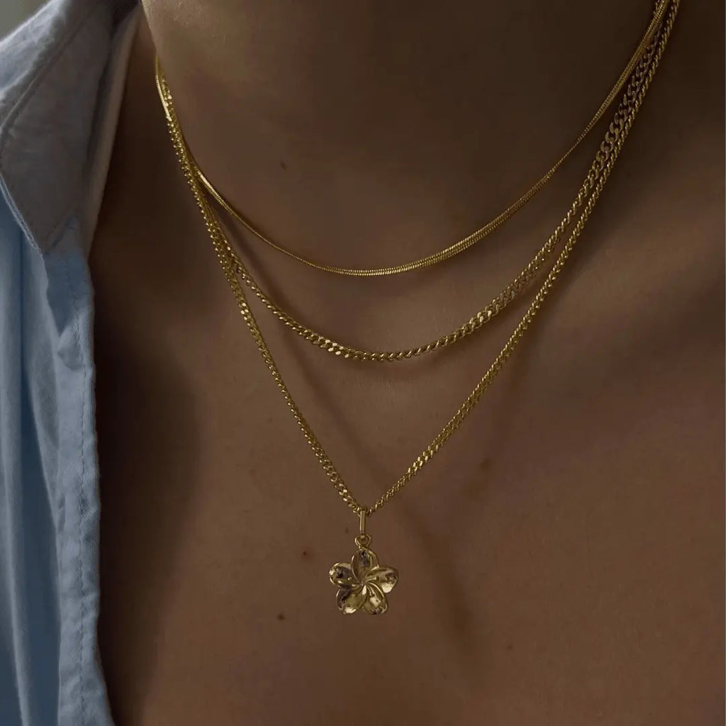 EVRY JEWELS Gold or Silver Plated Women'S Hypoallergenic Coastal Crush Necklace Collection