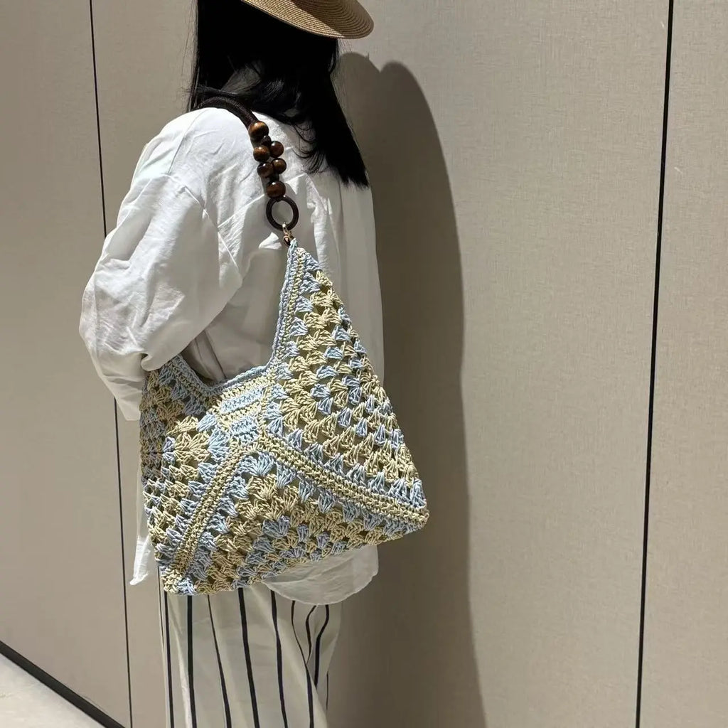 Chic Handmade Woven Shoulder Bag - Perfect for Summer Beach Days & Vacations!