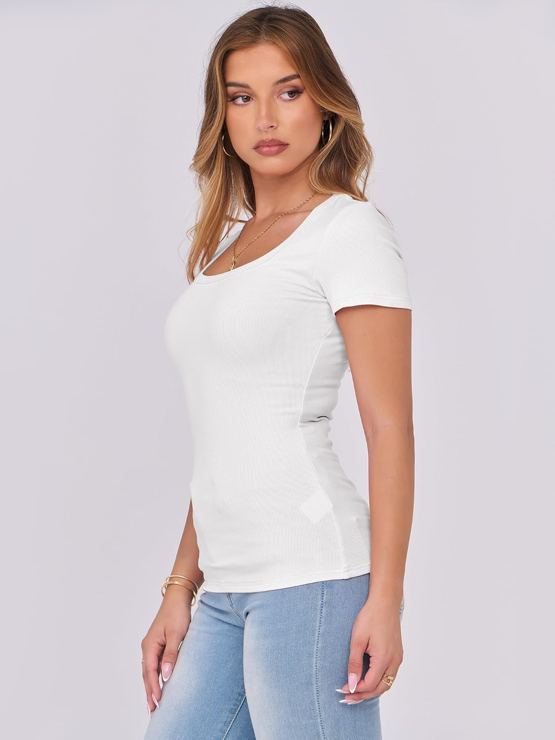 Women's Short Sleeve Scoop Neck Ribbed Knit Slim-Fit Basic Tee - Casual Summer Apparel for 2026 Spring Collection